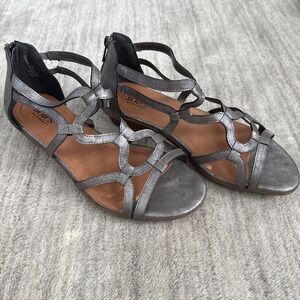 Good Soles by Catherins Women's 10W Wide Gray Silver Pewter Sandals Gladiator